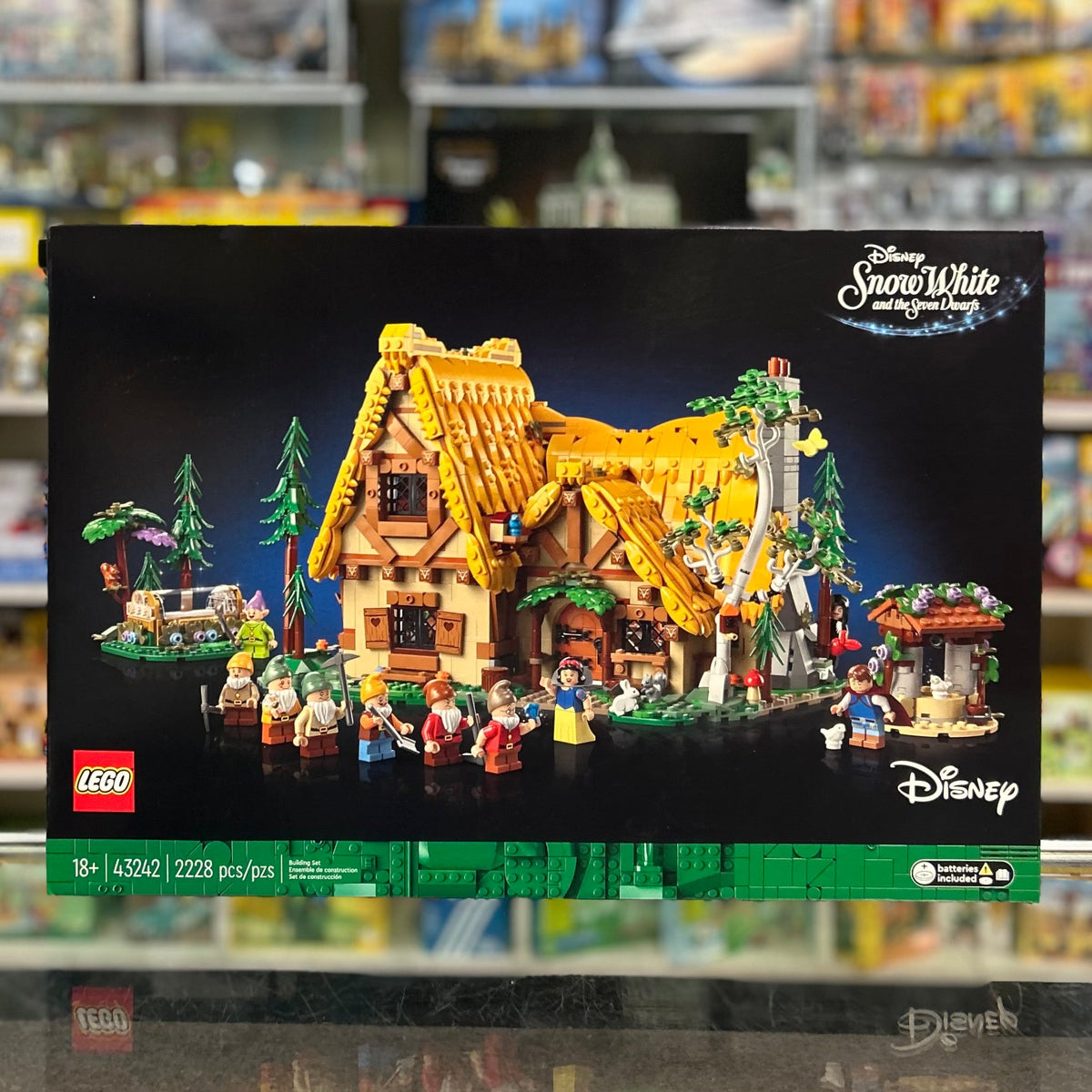 Snow White and the Seven Dwarfs' Cottage, 43242 LEGO® Disney Set