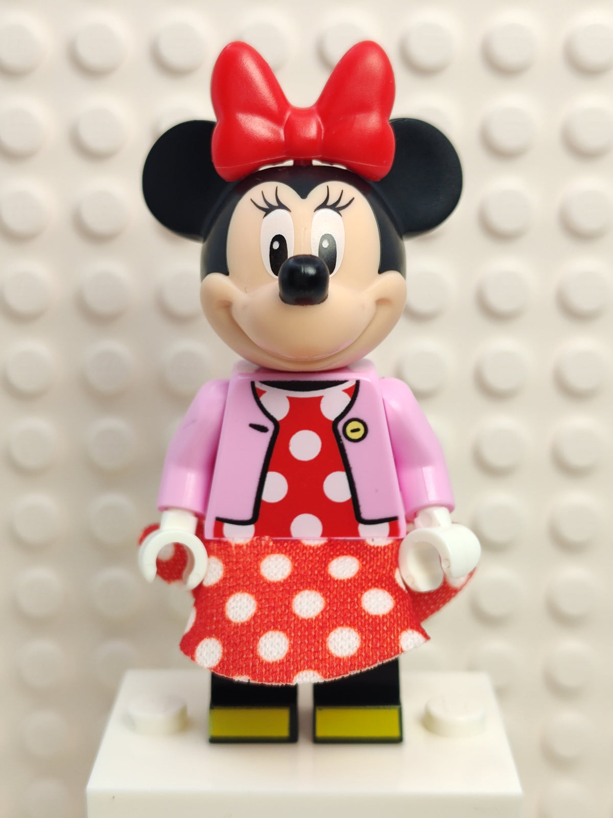 Minnie Mouse - Bright Pink Jacket with Red Bow, dis074